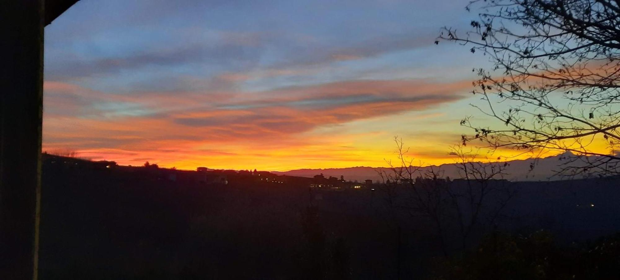 Ca Trifolera Barbaresco - Romantico Cascinale Con Antica Cantina Nel Cuore Delle Langhe - Degustazione Vini Nella Nostra Cantina Экстерьер фото